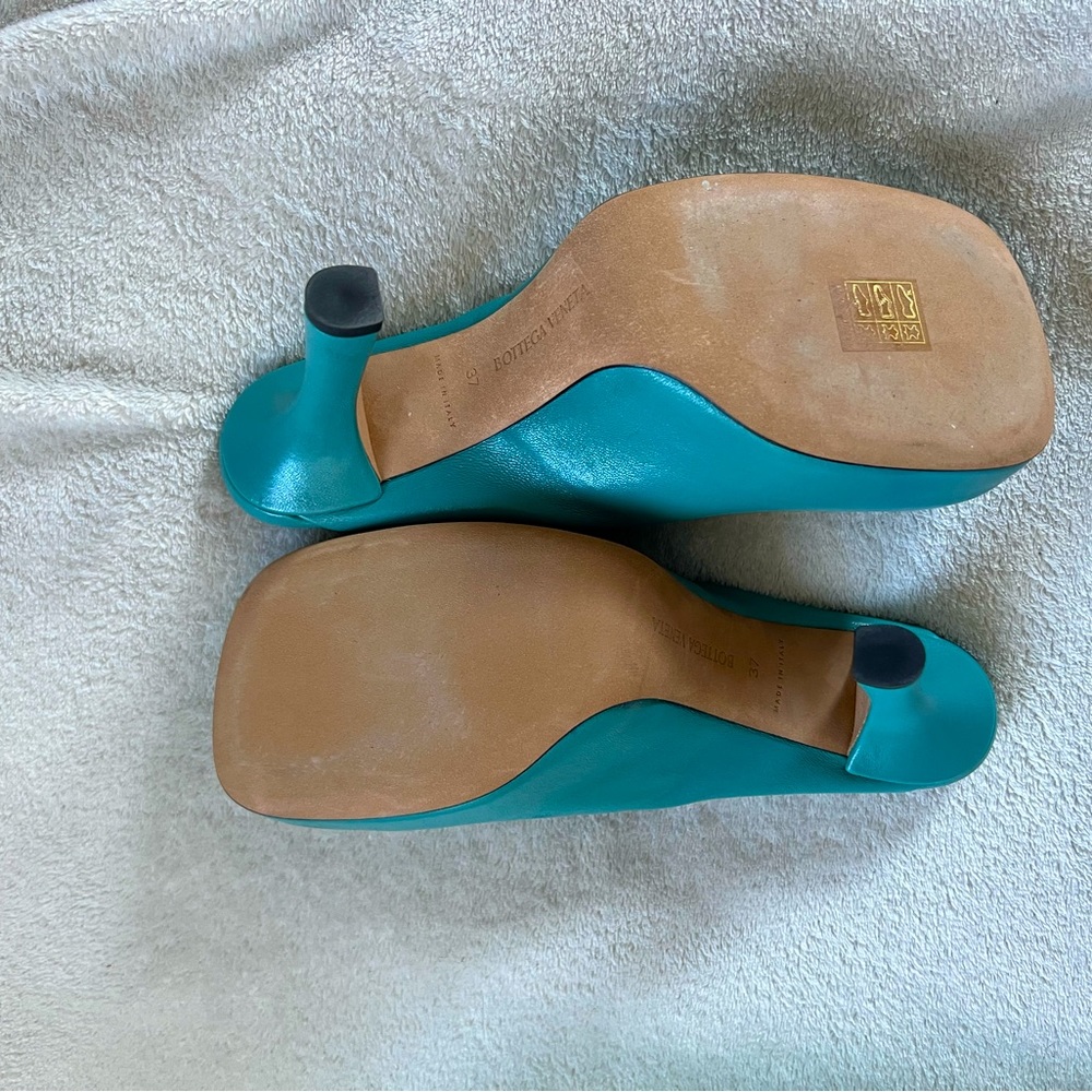 Bottega leather mules